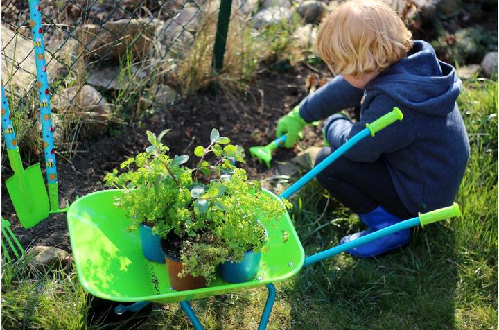 Produktbild small foot Grosses Gartenset mit Schubkarre
