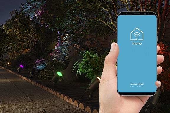 Image du produit Hama Lampe de jardin WLAN avec piquet de terre, étanche, colorée, intensité lumineuse variable (450 lm, IP65)