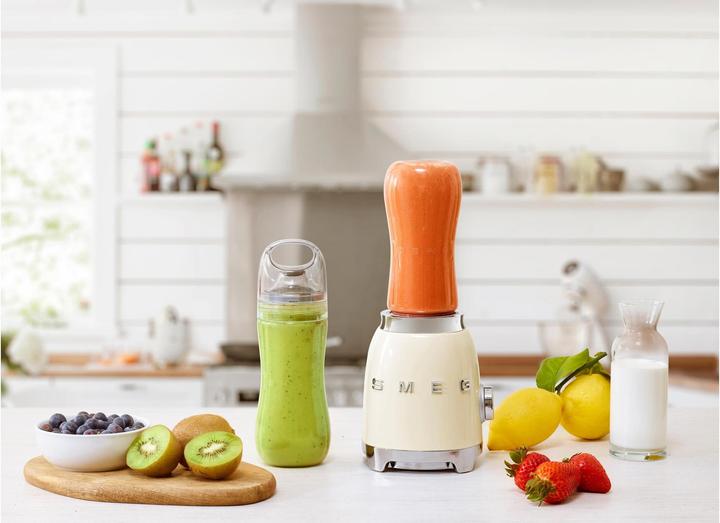 Actual product image Smeg PBF01CREU 50's Style Mini Stand Mixer, cream (300 W)