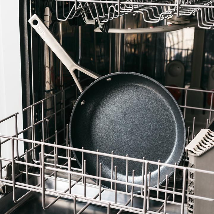Actual product image Ninja ZEROSTICK Essentials C10024EN (24 cm, Frying pan, Aluminium)