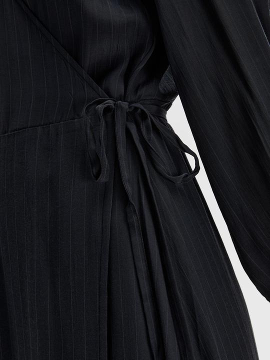 Image du produit Selected Femme Robe portefeuille en satin (36)