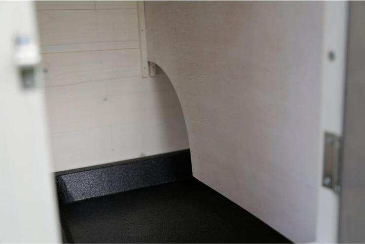 Image du produit Kerbl Clapier pour rongeurs Freetime Luke, maison en bois avec cour extérieure, toit en bitume, bac de