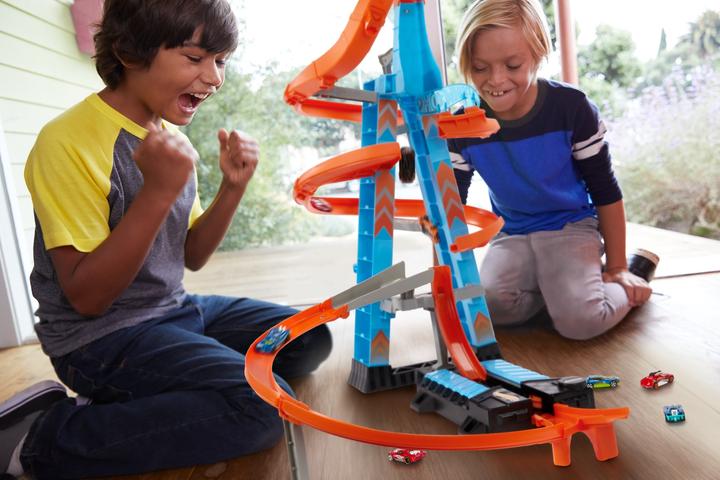 Actual product image Hot Wheels Sky Crash Tower