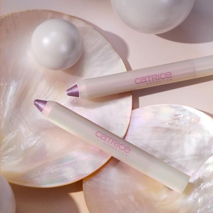 Produktbild Catrice PEARLFECTION Eyeshadow Stick (1)