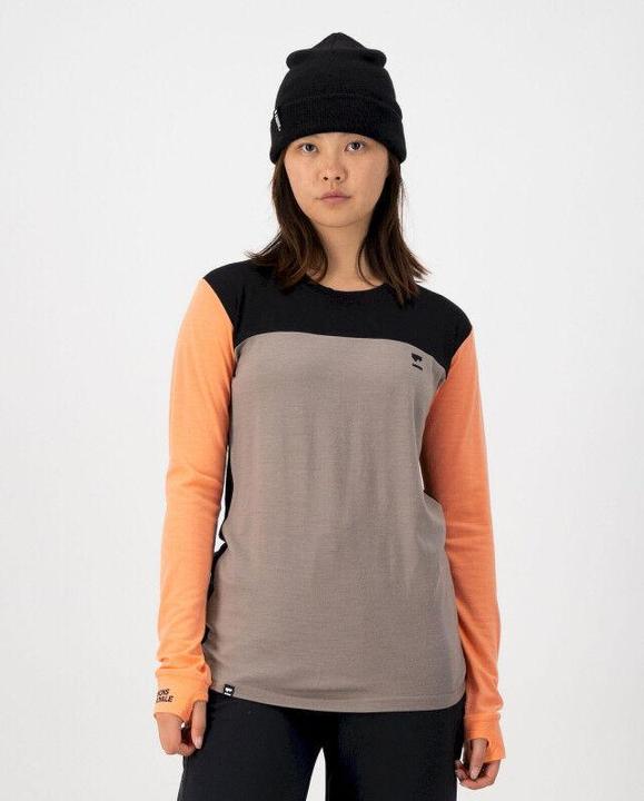 Actual product image Mons Royale Women's Yotei L/S (M)