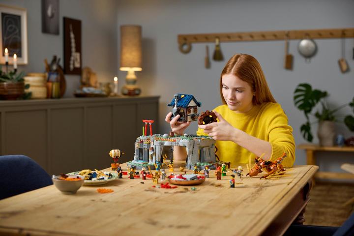 Actual product image LEGO Tournament temple city (71814, LEGO Ninjago, LEGO Rare Sets)