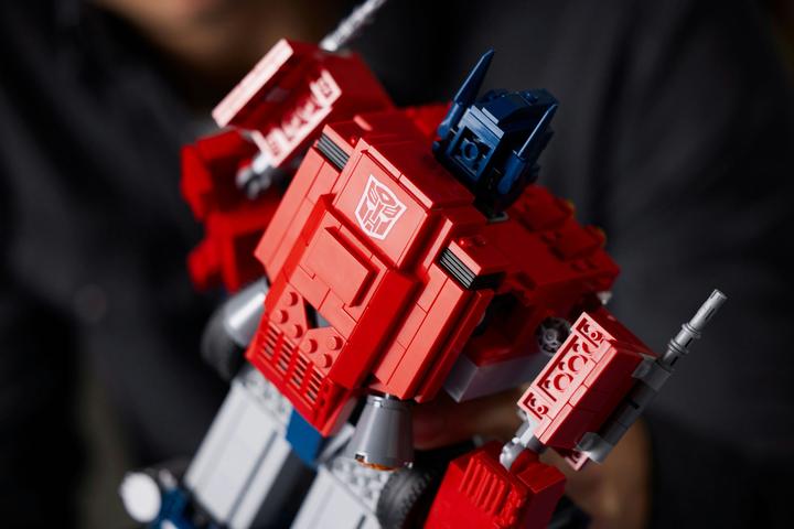 Actual product image LEGO Optimus Prime (10302, LEGO Icons, LEGO Rare Sets)