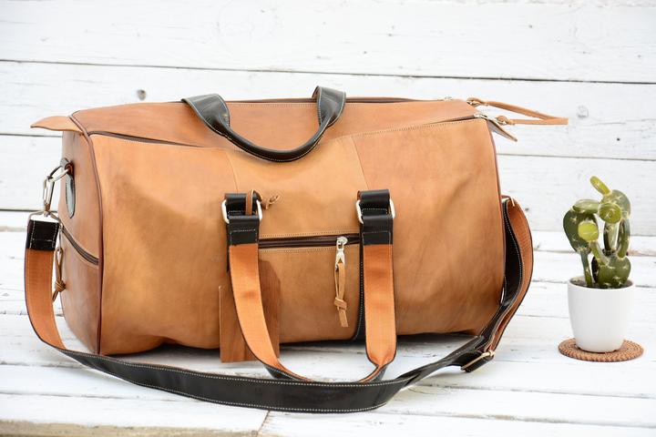 Actual product image Only-Bags.Store Duffel bag in light brown leather with black strap, vintage-look weekend bag