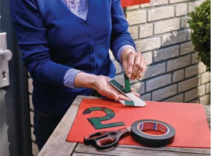 Actual product image tesa Powerbond double-sided mounting tape for brick & stone (19 mm)