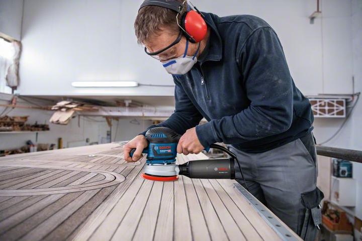 Image du produit Bosch Professional Ponceuse excentrique GEX 40-150 avec 1 x feuille de ponçage multi-trous C470 (Ponceuse excentrique, 400 W)