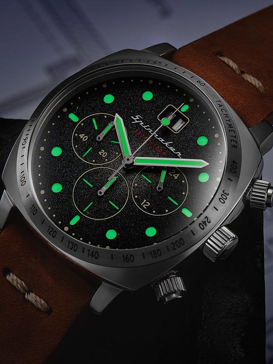 Actual product image Spinnaker SP-5068-01 Hull Chronograph 42mm 10ATM (Sports watch, 42 mm)
