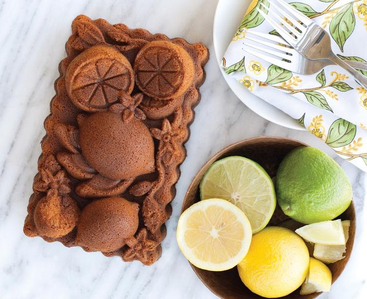 Produktbild Nordic Ware Citrus Blossom Loaf Pan (22 cm)