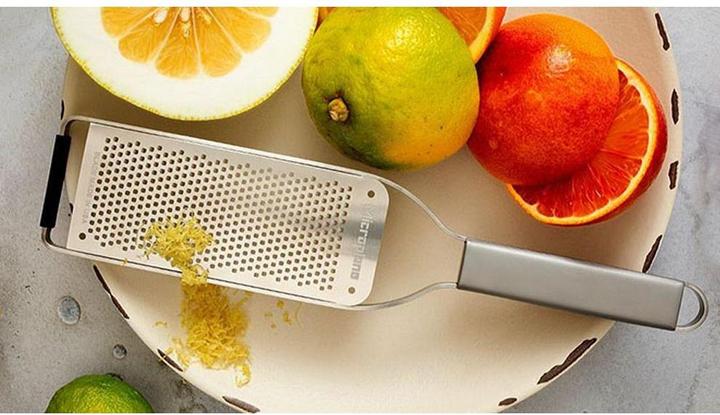 Actual product image Microplane Grater silver coloured