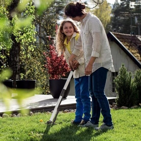 Immagine prodotto Fiskars Coltello diserbo 1020127