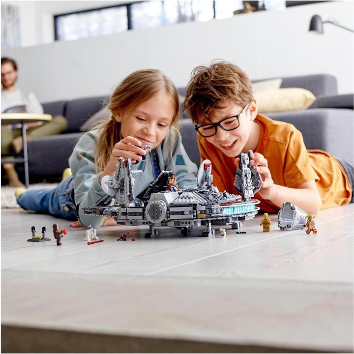 Actual product image LEGO Millennium Falcon (75257, LEGO Star Wars)