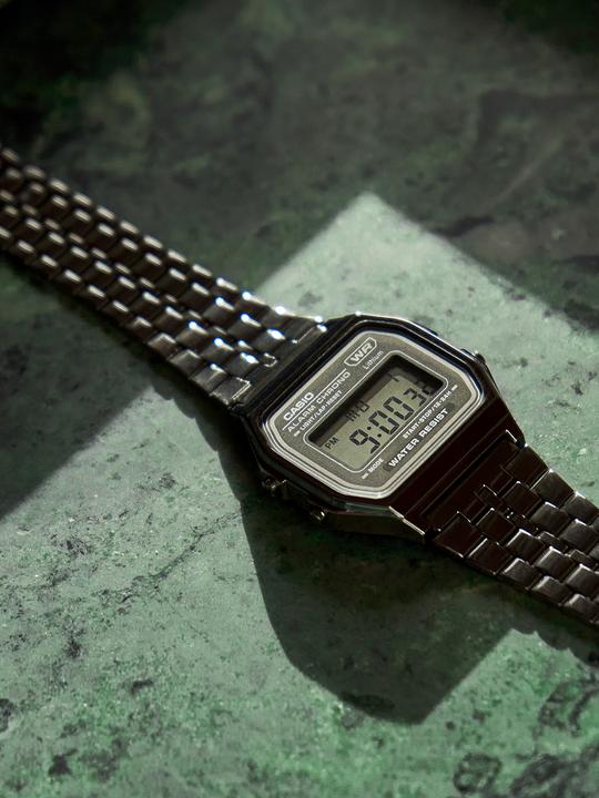 Actual product image Casio Retro Vintage - A158WETB-1AEF (Digital watch, 34 mm)