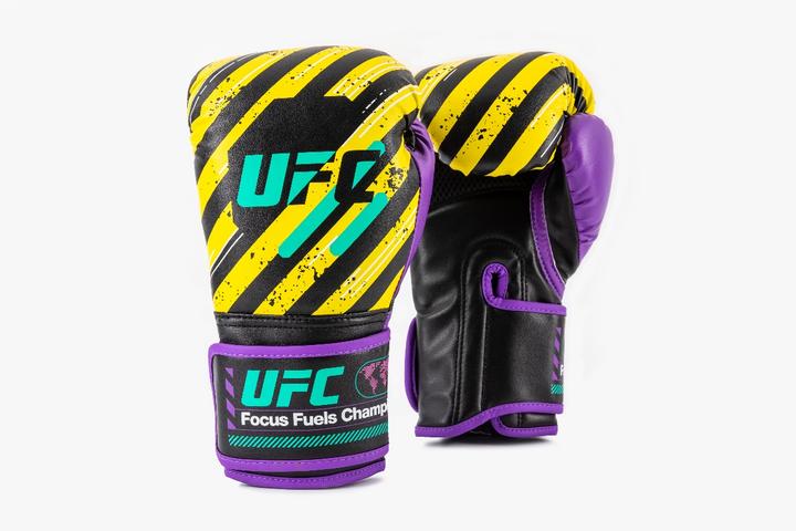 UFC Prodigy Youth Boxing Training Glove, 6oz (6 OZ)