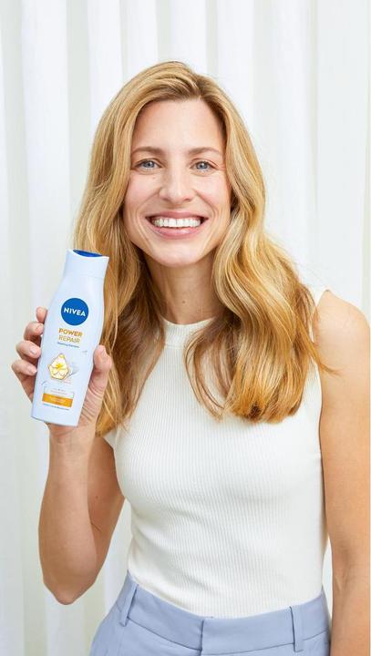 Actual product image NIVEA REPARATUR & GEZIELTE PFLEGE Shampoo 250 ml (250 ml, Liquid shampoo)