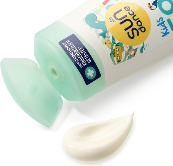 Actual product image dm Sundance Sun milk Kids sensitive (Suntan lotion, SPF 50+, 200 ml)