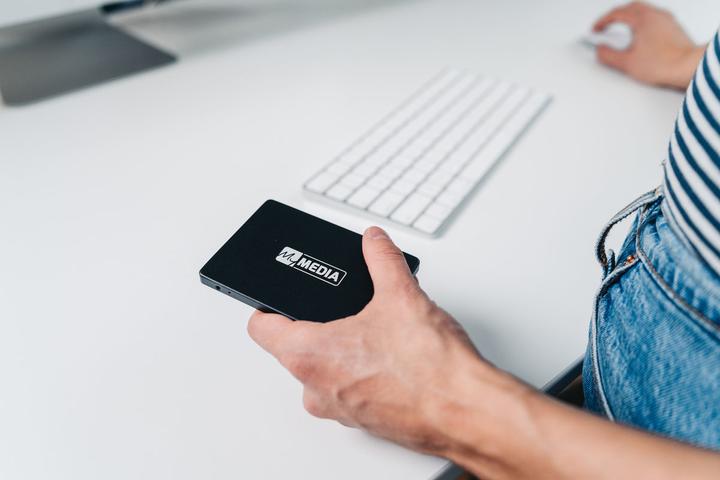 Actual product image Verbatim SSD MYMEDIA, 2.5", SATA-III, 256 GB (256 GB, 2.5")