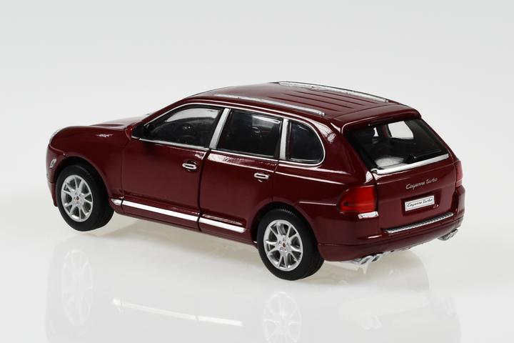 Actual product image Welly Porsche Cayenne Turbo