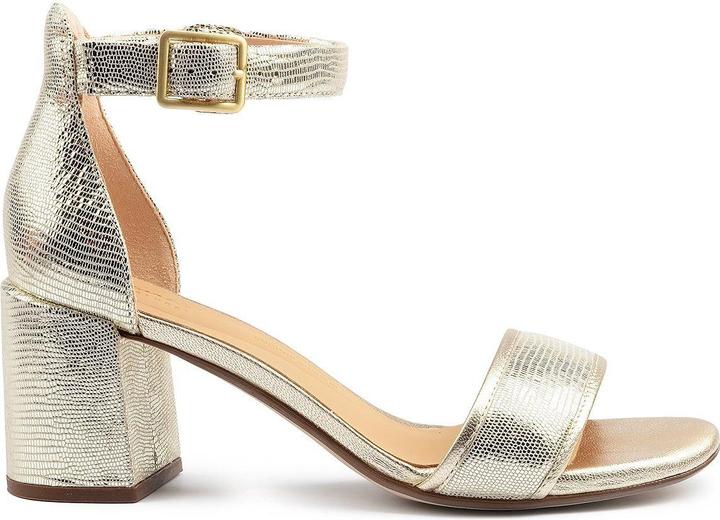 Actual product image Clarks Ezoria Mae (40)