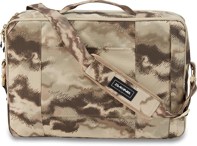Actual product image Dakine Concourse Messenger Pack 20l (20 l)