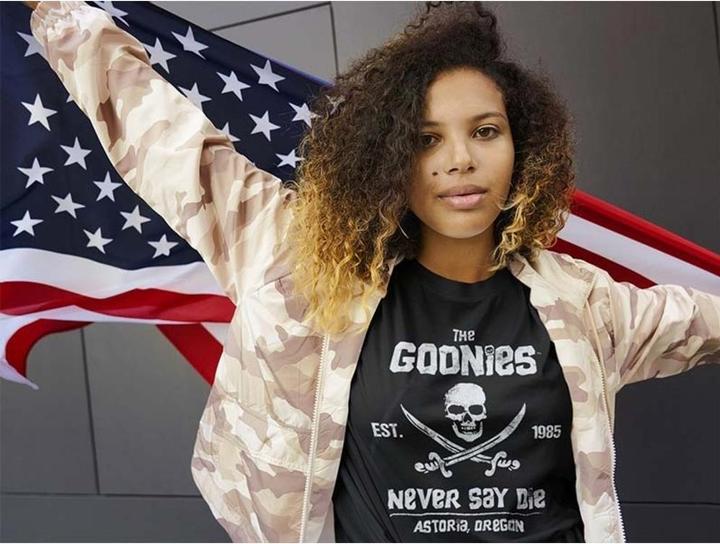 Produktbild The Goonies Never Say Die TShirt (S)
