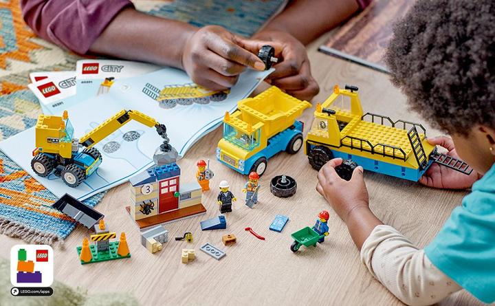 Actual product image LEGO Construction vehicles and crane with wrecking ball (60391, LEGO City)