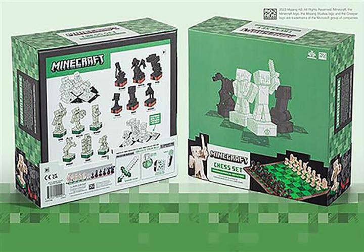 Actual product image Noble Collection Minecraft - Heros vs. Monster