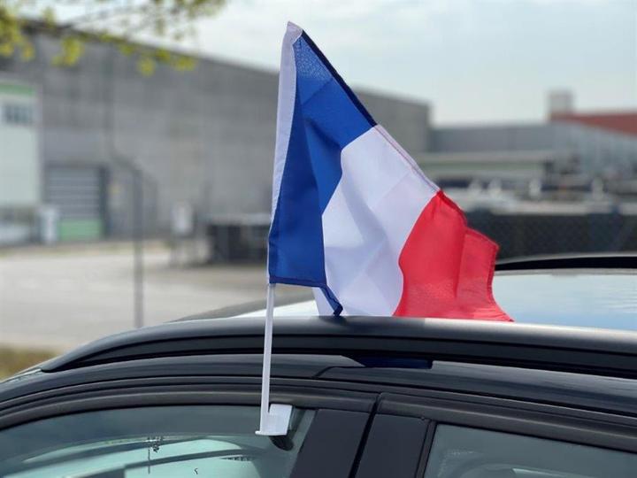 Actual product image GuGus Car flag