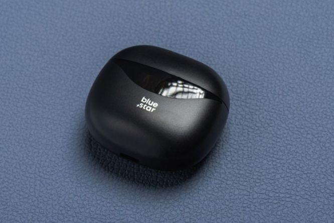 Image du produit Wired headphones Blue Star BLUE STAR wireless earphones bluetooth TWS T60 black (4.50 h, Sans fil)