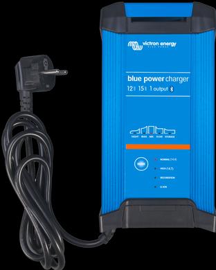 Image du produit Victron Energy Blue Smart IP22 Charger 24/16 (3) (avec Bluetooth) (24V, 16 A)