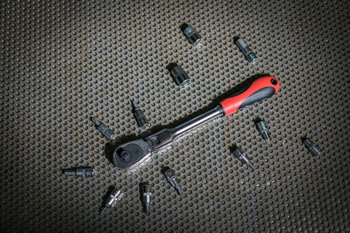 Actual product image Gedore Red red R60120027 2K joint reversible ratchet 1/2 292 mm RSW5° (1/2")