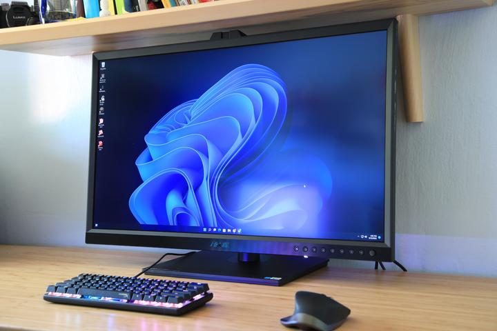Actual product image ASUS PA32DC (3840 x 2160 Pixels, 31.50")