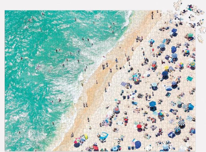 Actual product image Abrams & Chronicle Gray Malin The Seaside (1000 pieces)
