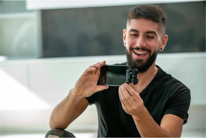 Immagine prodotto Zoom AM7