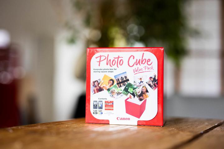 Immagine prodotto Canon PG-560 / CL-561 Foto Cubo Value Pack PP-201 13x13 cm 40 fogli (CMYK)
