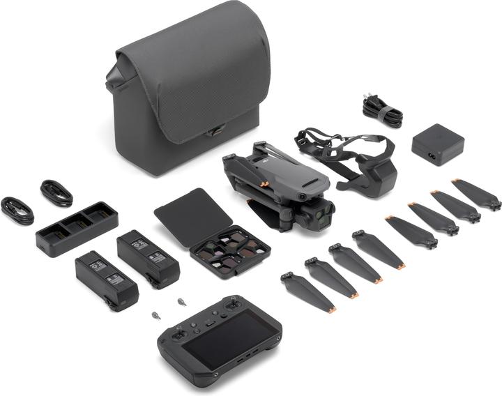 Actual product image DJI Mavic 3 Pro Fly More Combo incl. RC Pro (43 min, 958 g, 20 Mpx)