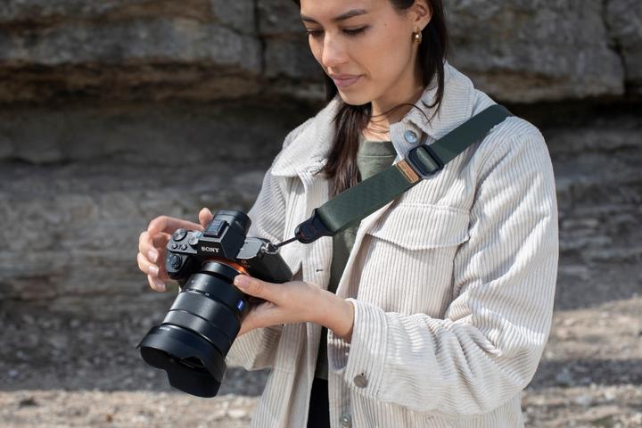 Actual product image Peak Design Slide Lite (Shoulder strap, Neck belt, Wrist strap)
