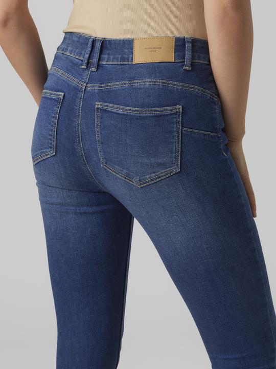 Actual product image Vero Moda VMSELA MR SLIM SHAPE DENIM JEANS VI3358 Slim Fit Jeans (30)