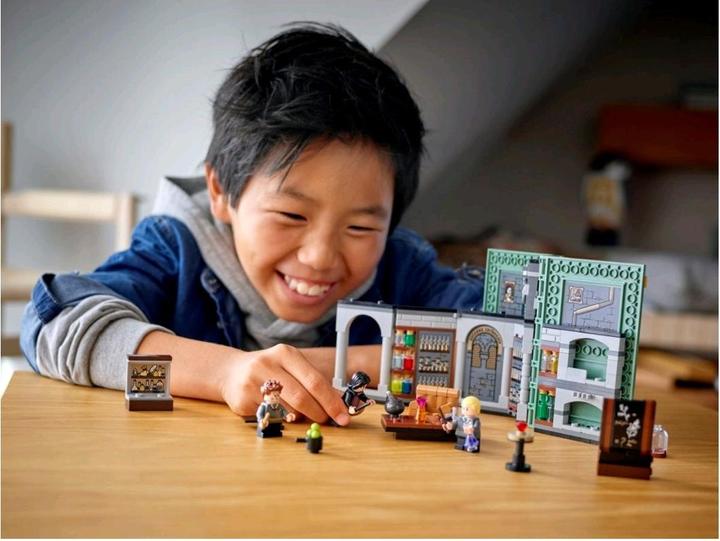 Immagine prodotto LEGO Momento di Hogwarts: Classe Pozioni (76383, LEGO Harry Potter, Set LEGO rari)