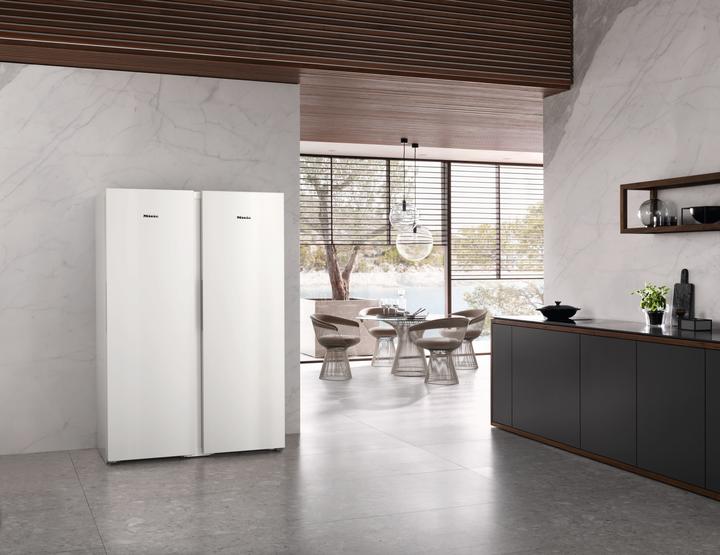 Actual product image Miele KS 4383 DD Free-standing refrigerator (399 l)