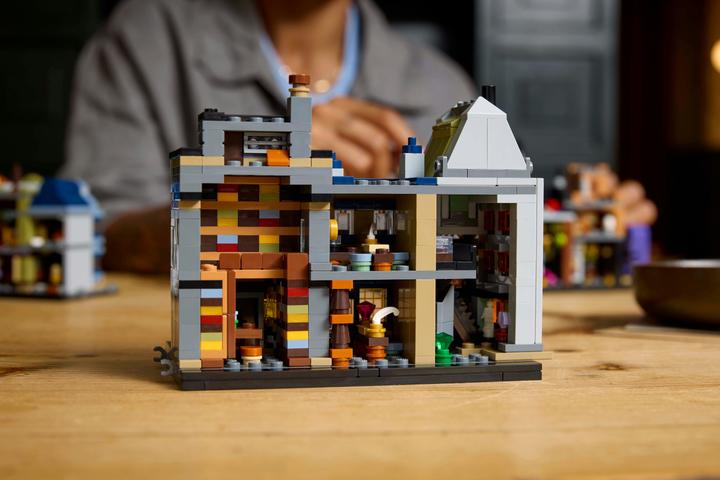 Produktbild LEGO Die Zauberläden der Winkelgasse (76444, LEGO Harry Potter)