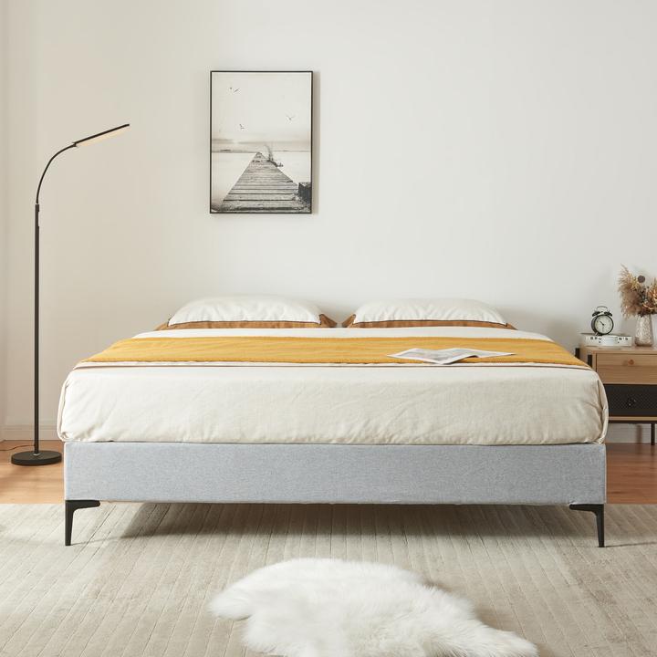 Produktbild En.Casa Doppelbett Lilla Textil 180x200 cm Hellgrau (180 x 200 cm)
