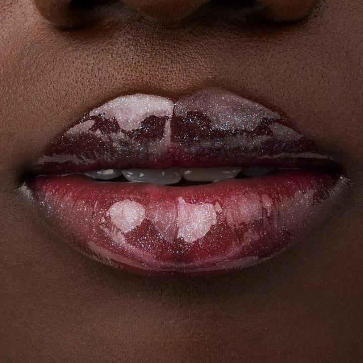 Actual product image Catrice Max It Up Lip Booster Extreme (030)