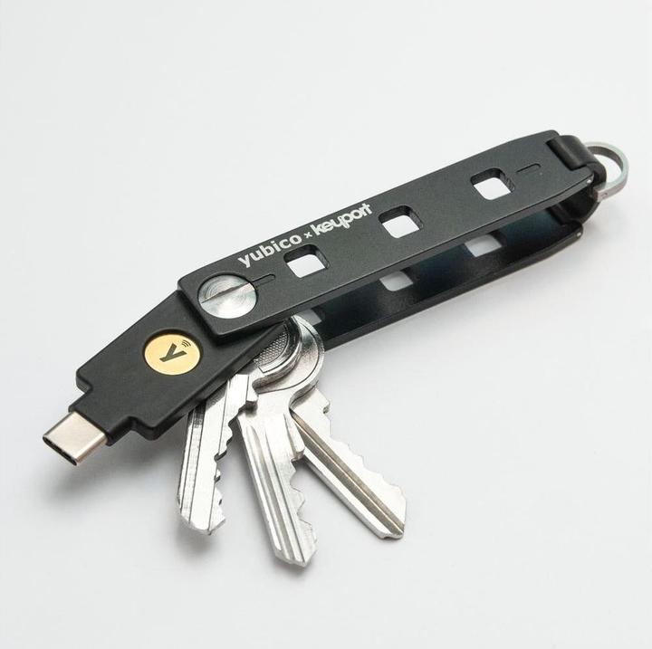 Actual product image Yubico YubiKey 5C NFC