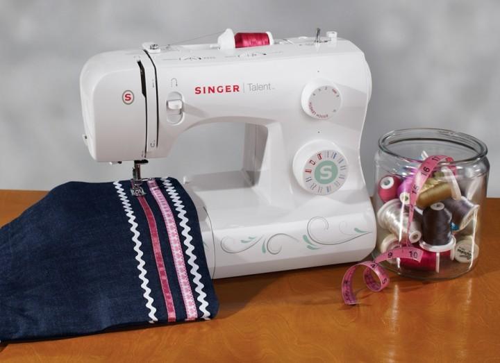 Actual product image Singer Talent 3321