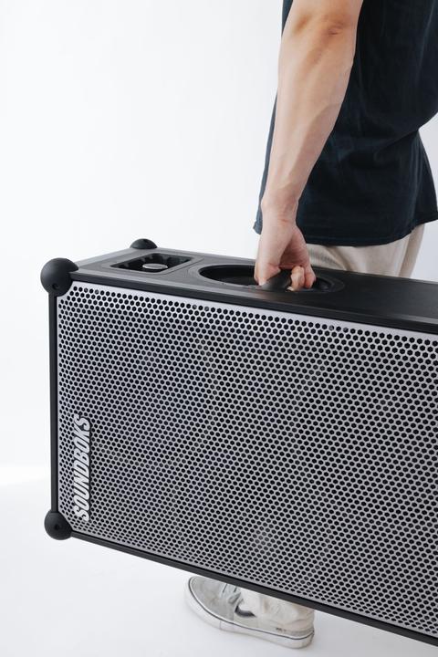 Produktbild Soundboks 4 (40 h, Batteriebetrieb, Akkubetrieb, Stromversorgung über USB)