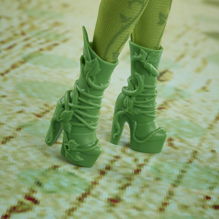 Image du produit Barbie Poupée de collection Signature Poison Ivy